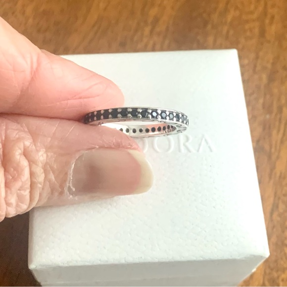 Pandora eternity ring in size 52 - Picture 5 of 5